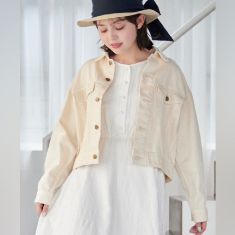 Majestic Legon Cropped Jean Jacket Size M Ivory Japan Kawaii Spring Summer - Picture 3 of 5